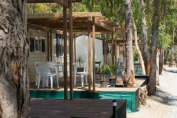Hotel Batuca Village & *