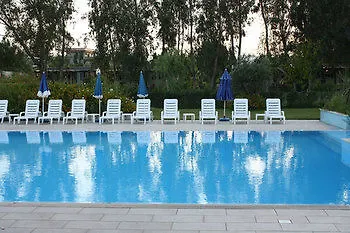 Batuca Village & Hotel