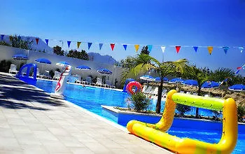 Batuca Village & Hotel